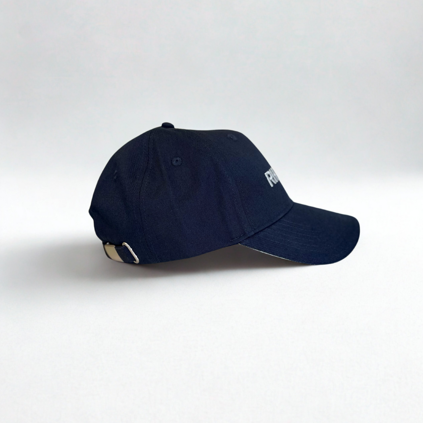 Kappe dunkelblau
